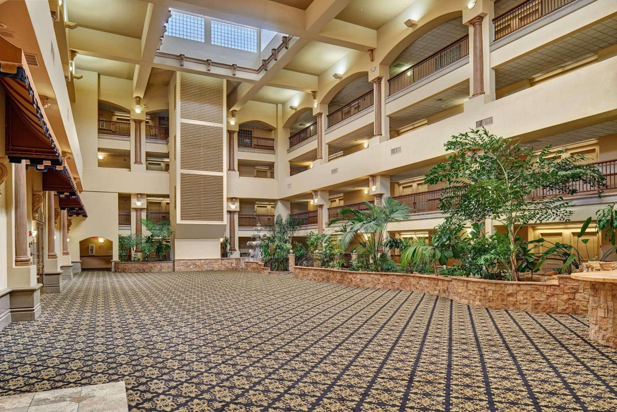 Radisson Hotel El Paso Airport Екстериор снимка